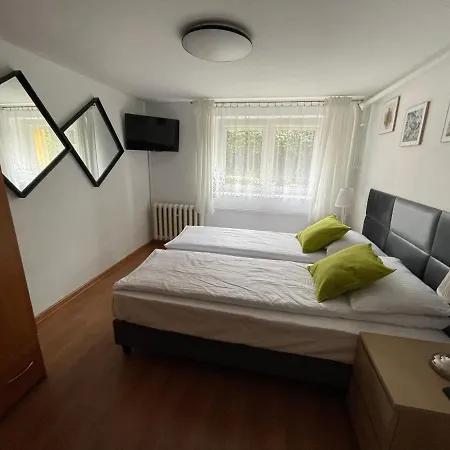 2 Sypialnie Z Kuchnia - 200 Metrow Od Morza