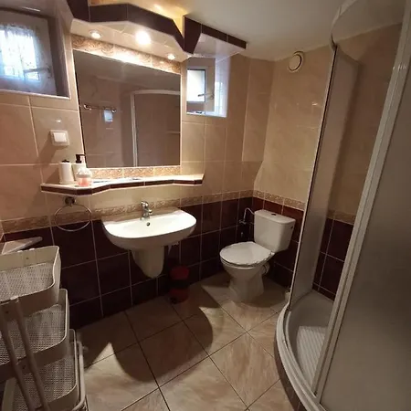 2 Sypialnie Z Kuchnia - 200 Metrow Od Morza Apartment *