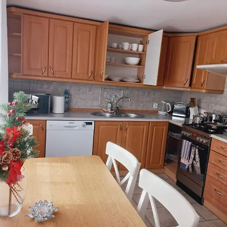 2 Sypialnie Z Kuchnia - 200 Metrow Od Morza Апартаменты