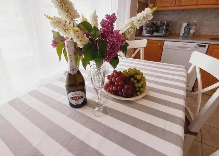 2 Sypialnie Z Kuchnia - 200 Metrow Od Morza