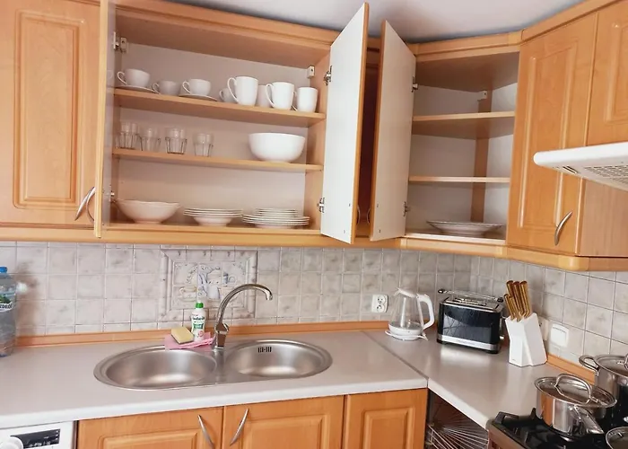 2 Sypialnie Z Kuchnia - 200 Metrow Od Morza