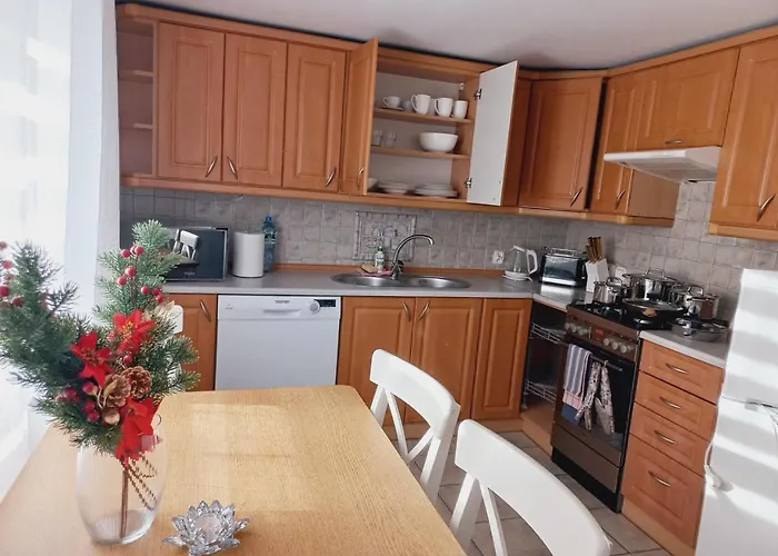 2 Sypialnie Z Kuchnia - 200 Metrow Od Morza Апартаменты