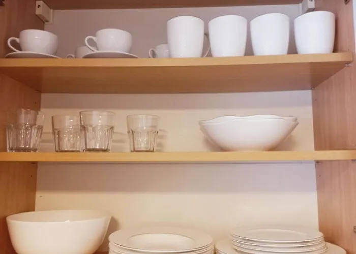 2 Sypialnie Z Kuchnia - 200 Metrow Od Morza *